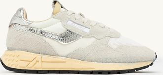 Autry REELWIND SUPER VINTAGE SNEAKERS IN WHITE AND SILVER SUEDE AND NYLON