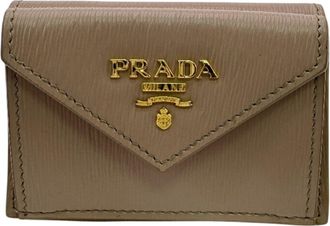 Prada Pink Leather Wallet (Tri-Fold) (Pre-Owned)