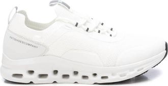 Xti Mens Performance Comfort Sneakers With Airsole In White