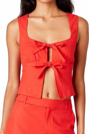 Nia Carolina Sleeveless Top In Cherry