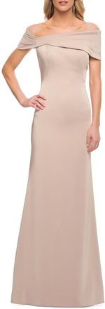 La Femme Simply Chic Off the Shoulder Jersey Gown in Champagne at Nordstrom, Size 14