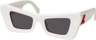 Off-white Sunglasses Cat Eye Full Rim, White Frame And Grey Lens Oeri027Accra0107