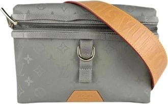 Louis Vuitton Pre-owned Cross Body Bags, male, Gray, Size: ONE SIZE Pre-owned Shoulder Bag