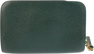 Louis Vuitton Pre-owned Clutches, male, Green, Size: ONE SIZE Pre-owned Baikal Taiga Leather Clutch Bag