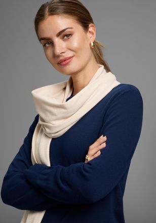 Laura Scott Strickschal