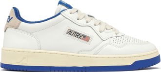 Autry Womens Medalist Low Sneaker In Sponge White