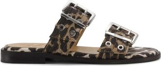Ganni Sandalen met dubbele gesp en luipaardprint - Dames - Sandalen - Veelkleurig - 35 EU - Schoenen