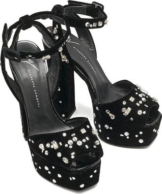 Giuseppe Zanotti Sandali con decorazione - Nero