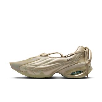 Nike KNWLS Nike Womens Shoes in Brown | II3669-200