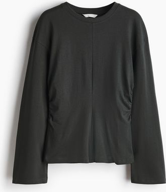 H&M Gerafftes Shirt aus Baumwolljersey - Grau