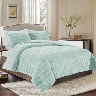 Elegant Comfort Ultra Soft Fluffy 3-Piece Faux Rabbit Fur Comforter Set All Season Warm Down Alternative