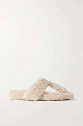 Aquazzura Relax Shearling Sandals - Crema