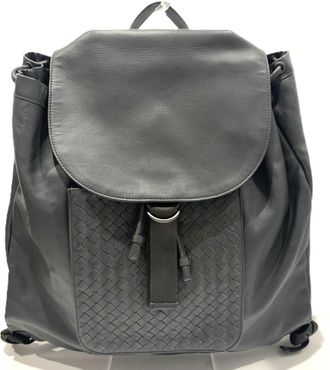 Bottega Veneta Intrecciato Gray Leather Backpack (Pre-Owned)