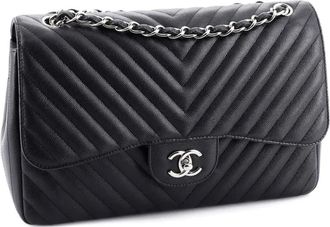 Chanel Classic Double Flap Bag Chevron Caviar Jumbo shoulder bag - Zwart