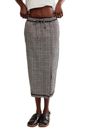 Free People Penelope Gingham Midi Skirt in Black Combo at Nordstrom Rack, Size X-Large