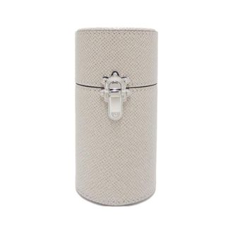 Louis Vuitton Taiga Silver Leather Pochette (Pre-Owned)