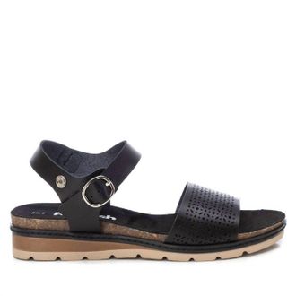 Xti Womens Flat Sandals In Black