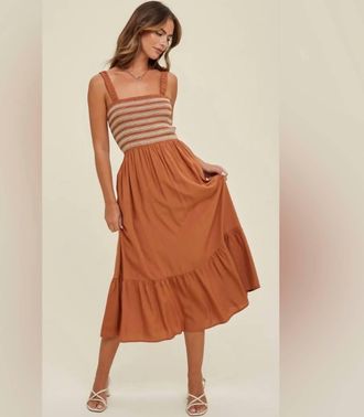 Wishlist Embroidered Midi Dress In Cinnamon