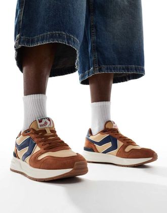 Levi's Charge - Sneakers in camoscio e denim color cuoio e blu navy