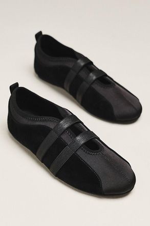 Intentionally blank Sporty Ballet Sneakers