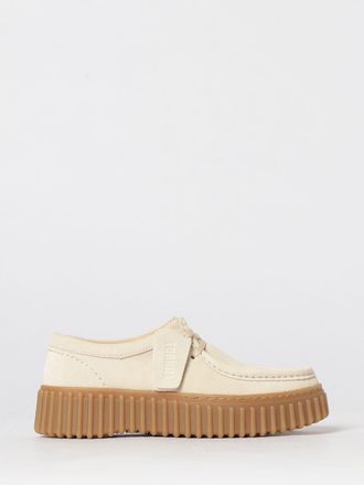 Clarks Torhill Bee Derby in Suede