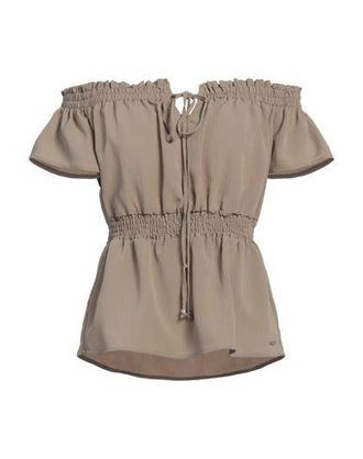 Guess TOPWEAR - Tops sur YOOX.COM
