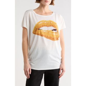 Go Couture Woman Rose Cap Sleeve Graphic T-Shirt in White Print/Lips at Nordstrom Rack, Size X-Large