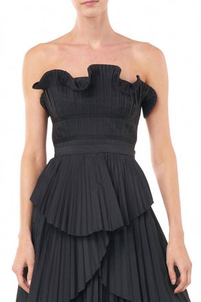 AMUR Oriel Top In Black