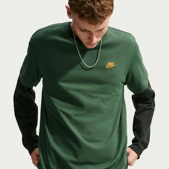 Nike Mens Nike Sportswear Club T-Shirt in Green | AR4997-333
