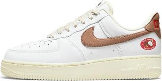 Nike Fitness, Dames, Wit, 40 1/2 EU, Leer, Air Force 1 07 LX Coconut