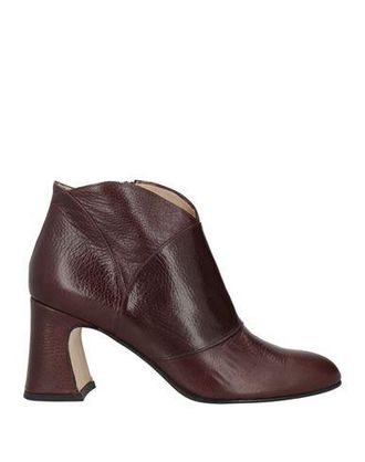 Elata Ankle boots