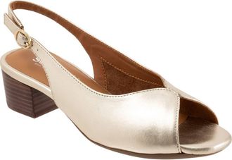 Softwalk Lakewood Slingback Sandal - Multiple Widths Available in Champagne at Nordstrom, Size 7.5
