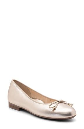 Ara Scout Flat in Platinum Metallic Leather at Nordstrom, Size 10.5