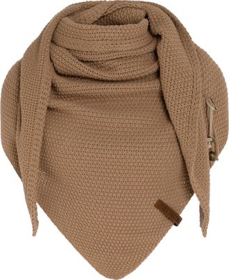 Knit Factory Coco Knitted Shawl - Triangle Scarf Women - Nude - Knitted winter scarf - 190x85 cm - Manufactured in Europe - Ladies scarf - Including decorative pin