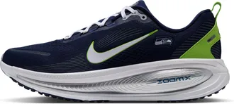 Nike Mens Vomero 18 (Seattle Seahawks) NFL Road Running Shoes in Blue | IQ6038-400