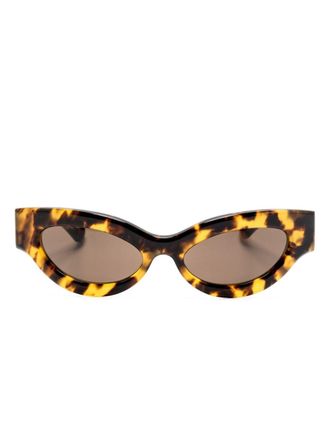 Nanushka Occhiali da sole Trysta cat-eye - Marrone