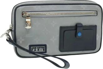 Louis Vuitton Pre-owned Clutches, female, Gray, Size: ONE SIZE Pre-owned Vintage Monogram Clutch