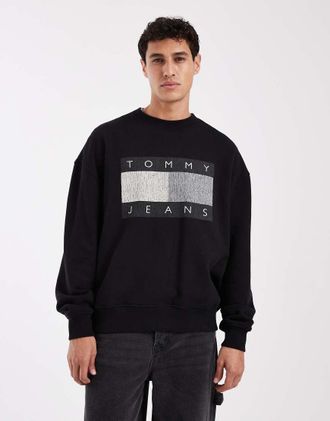 Tommy Jeans Felpa anni 90 nera effetto invecchiato con logo grande a bandiera-Nero