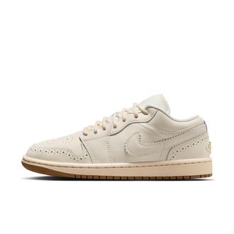 Nike Jordan Womens Air Jordan 1 Low SE Shoes in White | IO0759-100