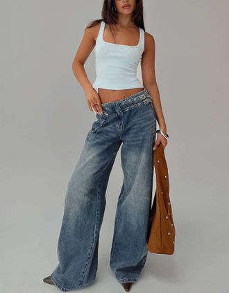 Princess Polly Paltrow - Jeans a fondo ampio blu medio a vita medio alta con occhielli e cintura