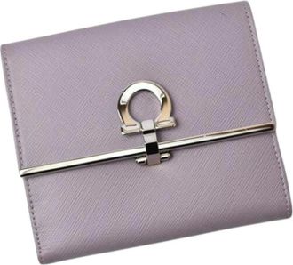 Ferragamo Pre-owned Wallets, female, Purple, Size: ONE SIZE Pre-owned Leather Wallet