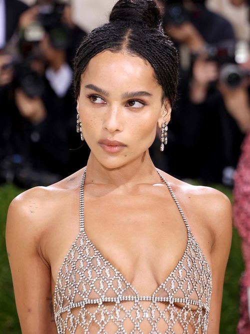 Which eyebrow shape suits you best? We have the answers