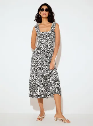 Vero Moda Womens Crinkled-texture smocked-bust tiered dress