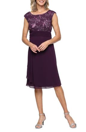 Alex Evenings Embroidered Bodice Chiffon Cocktail Dress in Plum at Nordstrom, Size 10