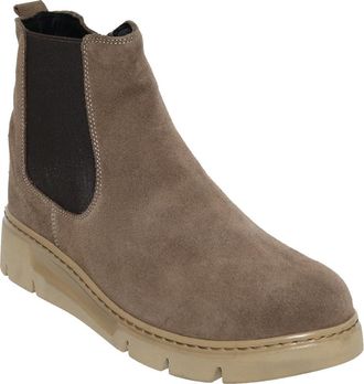 David Tate Promo Leather Chelsea Boot in Carmel Suede at Nordstrom, Size 38