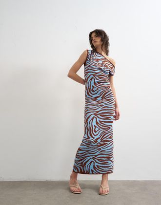 Topshop Vestito lungo in maglia testurizzata marrone animalier con spalle scoperte e dettaglio attorcigliato