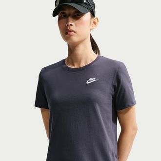 Nike Womens Nike Sportswear Club Essentials T-Shirt in Grey | DX7902-013