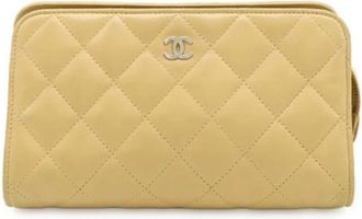 Chanel Pre-owned Clutches, female, Beige, Size: ONE SIZE Pre-owned Leather Clutch