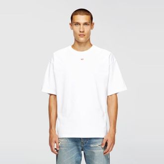 Diesel T-shirt with embroidered D patch - T-Shirts - Unisex - White