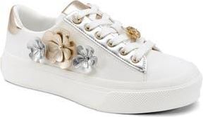 Karl Lagerfeld Gael 2 Sneaker in Bright White/White Gold at Nordstrom Rack, Size 6.5